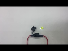 Caminhões e caminhões cenário de aplicação segurador de fusível de carro com produção