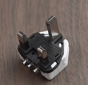 3A 5A 7A 10A 13A 20A Fusíveis de carro cerâmicos 6 * 25mm com design