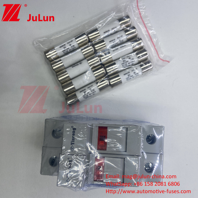 PV-30 CE TUV 10*38mm Dc 6A 8A 10A 12A 15A 20A 25A 32A PV Solar Dc 1000V Fuso com segurador de fusível Caixa com indicação