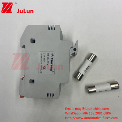 30kA Capacidade de quebra Fusível solar PV / Din Rail Solar Fuse Holder para proteção do módulo