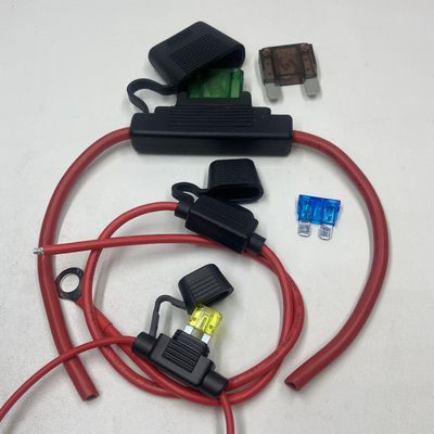 Detentor de fusível de carro adequado para sistemas de energia 60A 80A 15A 30A 7A 8A 5A 2A em carros Fuso pode ser combinado de acordo com os requisitos do cliente