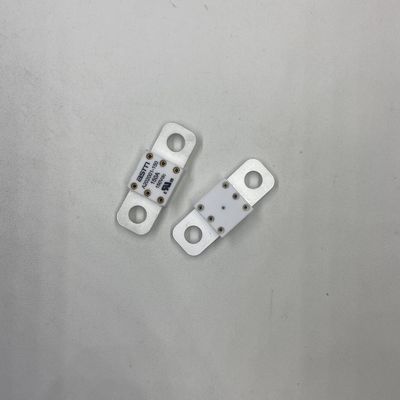 150A 150VDC Conversão de potência Fusíveis automotivos cerâmicos de alta capacidade de quebra 16KA 20KA com torque restrito recomendado 11-13N·m Para M8