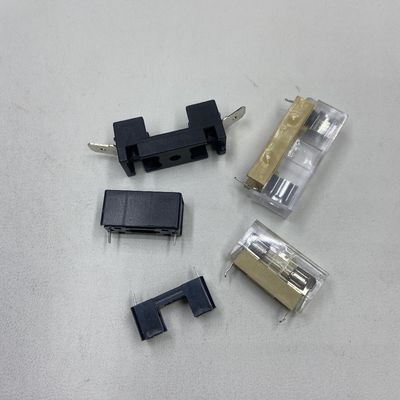 Fusível de suporte 5*20mm Max Voltage 10A 250VDC Fusível cerâmico 6x30mm em PCBA