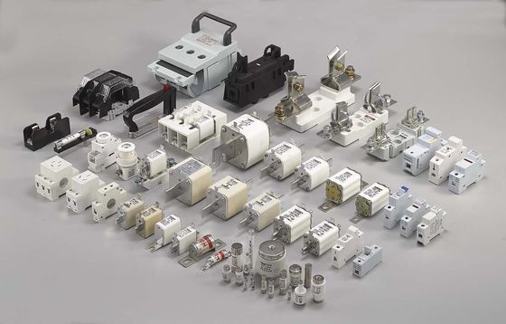 RS15 GG32A 500VDC 100KA Fusíveis Cerâmicos Automóveis 10*38mm Portador IEV60269