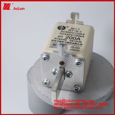 NH1 RT16-1 200A AC500V 120KA DC 440V 100KA Automóvel Cerâmica Auto Fuses Montar lâmina Para veículo EV / HEV Pequeno tamanho Alta proteção de curto-circuito de corrente nominal