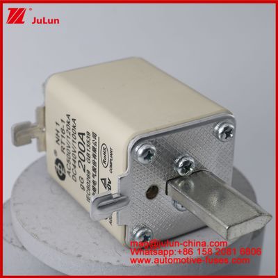 NH1 RT16-1 200A AC500V 120KA DC 440V 100KA Automóvel Cerâmica Auto Fuses Montar lâmina Para veículo EV / HEV Pequeno tamanho Alta proteção de curto-circuito de corrente nominal