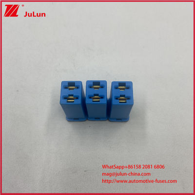 Fusíveis automotivos fêmea quadrados de 20A 32V para carros, SUVs, caminhões e veículos off-road. Fusível plug-in nominal para veículos automotores. Conformidade UL ROHS PEC 34440011 SBF JT-40A JT