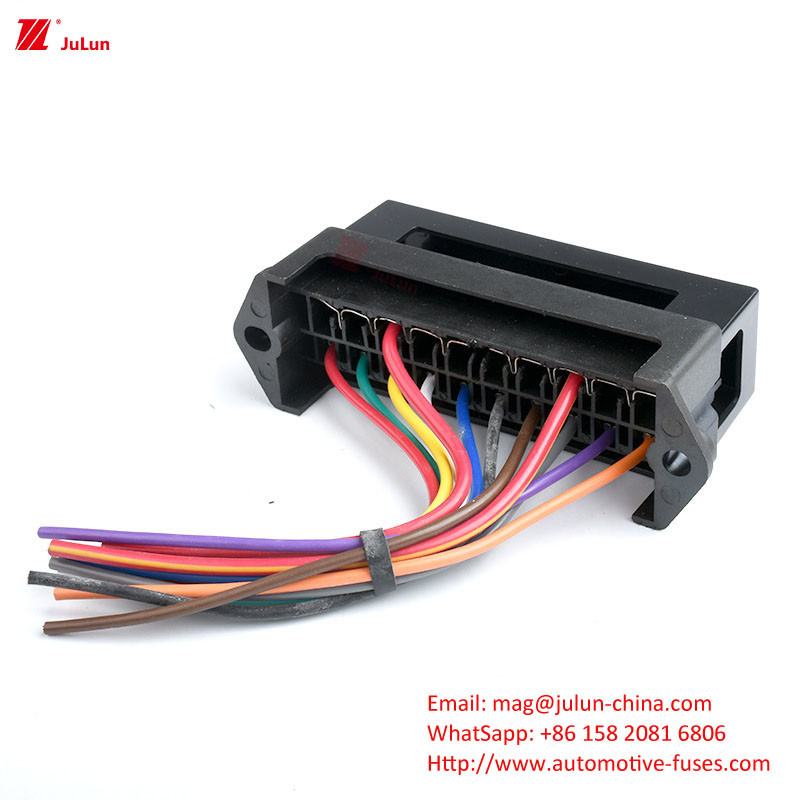 Eu UL Standard ANS Auto Parts Electronic Circuit Protection Terminal Current 32V30A-500A Caixa de fusíveis