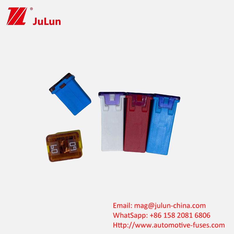 Pequeno fusível de automóvel quadrado 32V 58V EV Médio veículo elétrico de veículos elétricos Fuse Blade Terminal com 58V tensão nominal DC