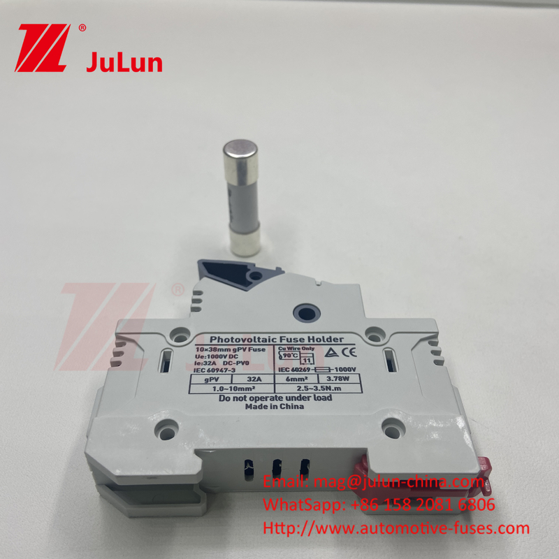 1000V DC Solar Inverter fotovoltaico Fusíveis RT18 Série 10x38 3P DIN Rail montado 32A Capacidade para fusível 1500V