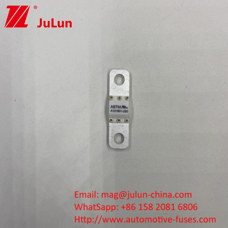 A121601-50A ASTM 125VDC Voltagem nominal Fusíveis de lâmina automotiva para automóveis e performance