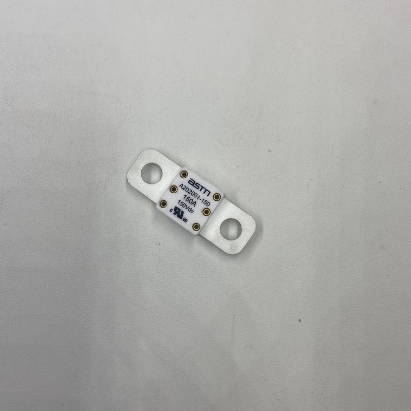 150A 150VDC Conversão de potência Fusíveis automotivos cerâmicos de alta capacidade de quebra 16KA 20KA com torque restrito recomendado 11-13N·m Para M8