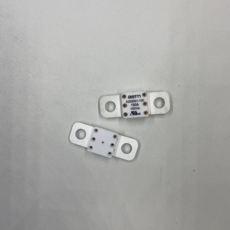 Proteção 350A 150VDC Pequenos fusíveis de automóveis cerâmicos Alta corrente nominal Recomendado Torque apertado 11-13N·m