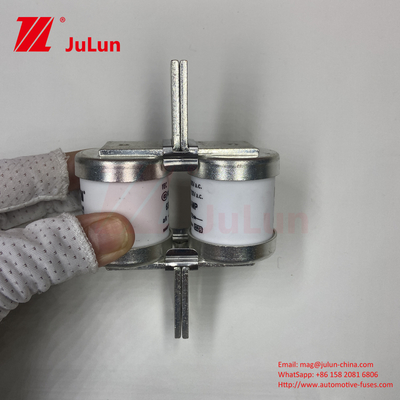 690V Voltagem nominal BUSSMANN 630MMT Fusíveis automotivos cerâmicos com projeto de parafuso de placa plana dupla para instalação M6/M8