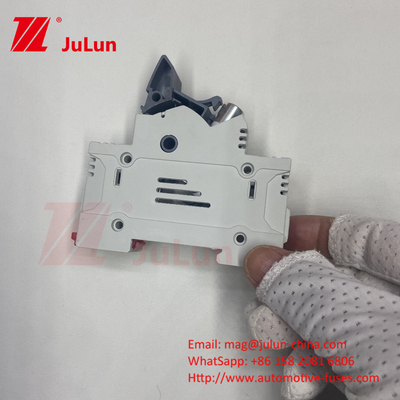DIN Guia segurador de fusível 15A 1000VDC Com Cerâmica segurador de fusível Design14 * 85mm 32a 1000VDC Pv Holer Fusível